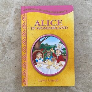 Alice in Wonderland Treasury of Illustrated Classics Storybook Collection